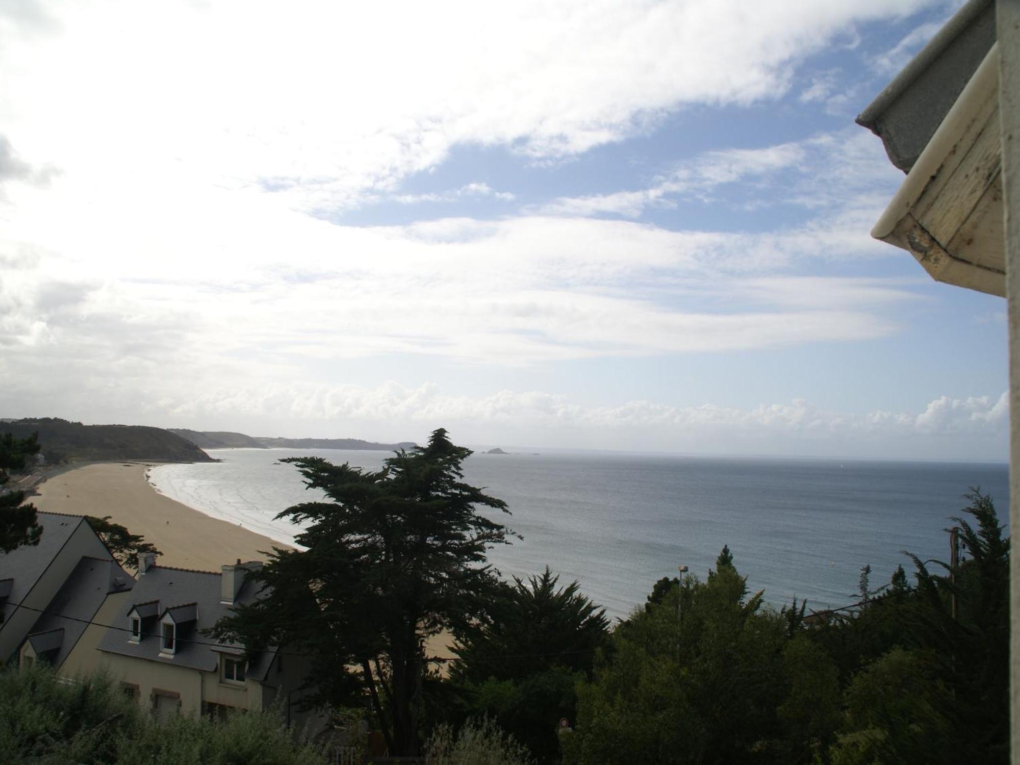 Beautiful Holiday Home With Sea View In Erquy Luaran gambar