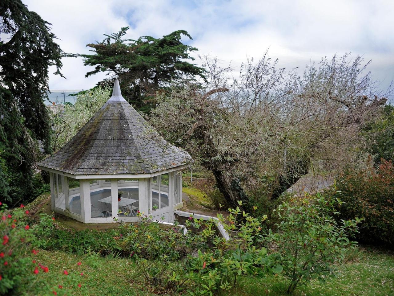 Beautiful Holiday Home With Sea View In Erquy Luaran gambar