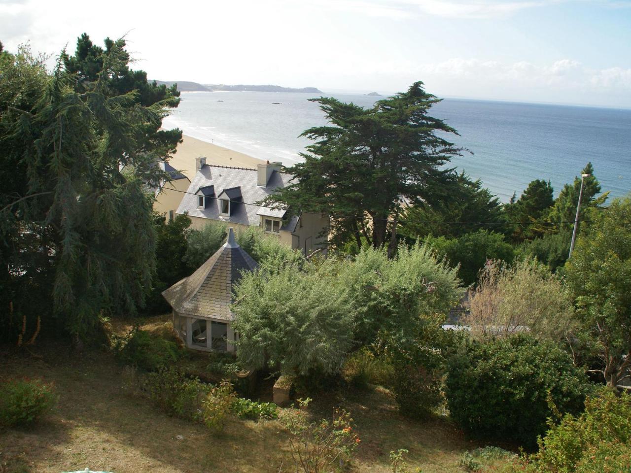 Beautiful Holiday Home With Sea View In Erquy Luaran gambar